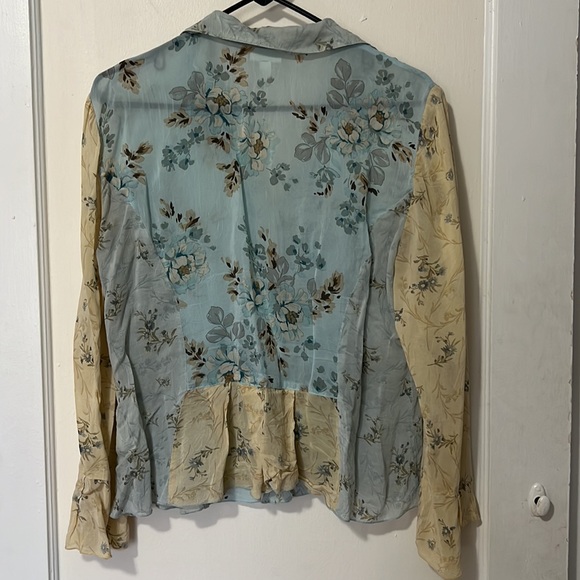 Vintage J.Jill Sheer Floral Blouse Button Up Size Large Petite Blue and Cream - Picture 6 of 6